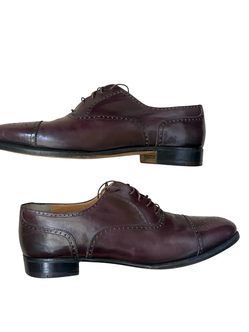 Salvatore Ferragamo Lavorazione Artigiana Burgundy Leather Cap Toe Oxfords